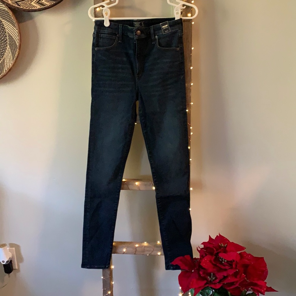 Abercrombie & Fitch High Rise Super Skinny Simone Jeans, Size 27L/4L, dark wash